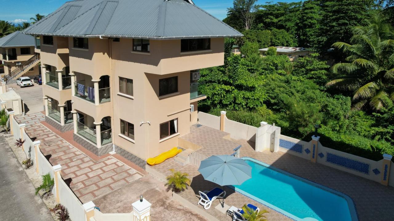 Stone Self Catering Apartment Grand Anse  Ngoại thất bức ảnh